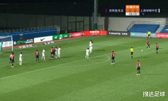 中超|一场0-0让中超土豪绝望！今晚无缘争冠区，27岁外援气疯主帅