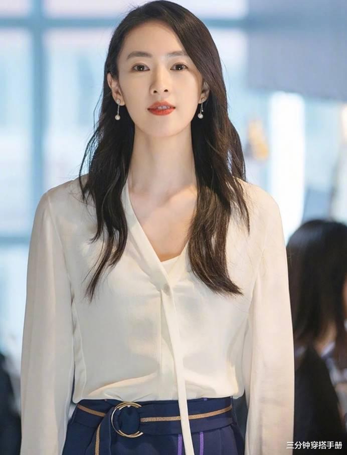 穿衣搭配|顾佳式轻奢职场穿搭上热搜!衬衣阔腿裤加风衣三件套,高级感十足