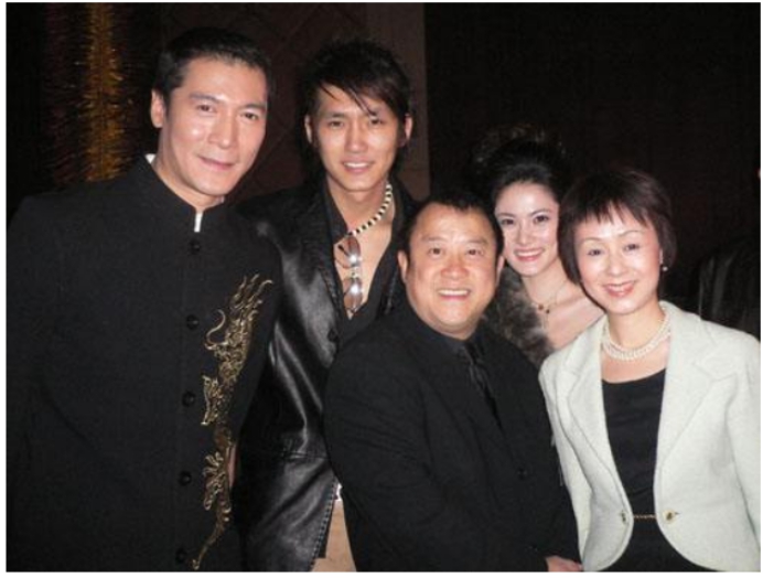 曾志伟|曾志伟的“世纪葬礼”，现场明星云集，比颁奖典礼还要壮观！