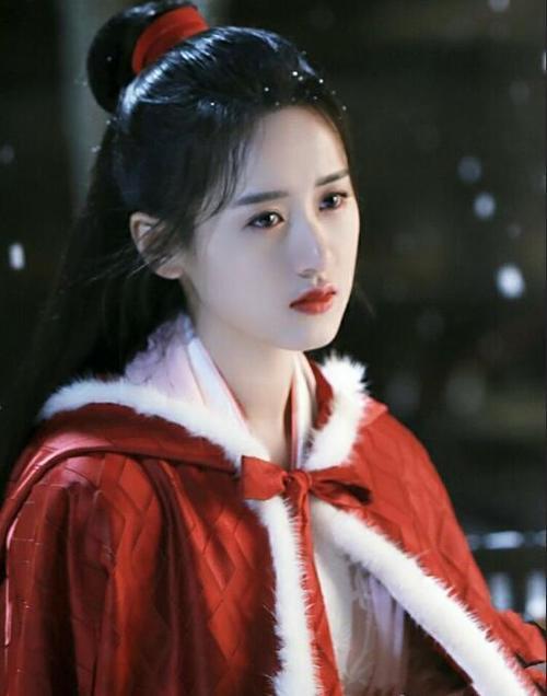 袁冰妍|袁冰妍一人就是七仙女：红儿飒爽，黄儿娇俏，看到紫儿，是白月光吧