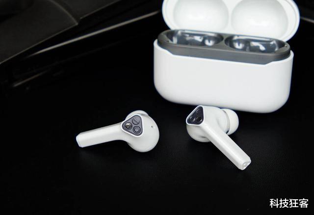 集成电路|银狐T1真无线蓝牙耳机评测：音游模式自由切换，搭载低延迟技术