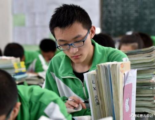 考试|很多男同学高一时成绩平平，高三却突然异军突起，有这3点原因