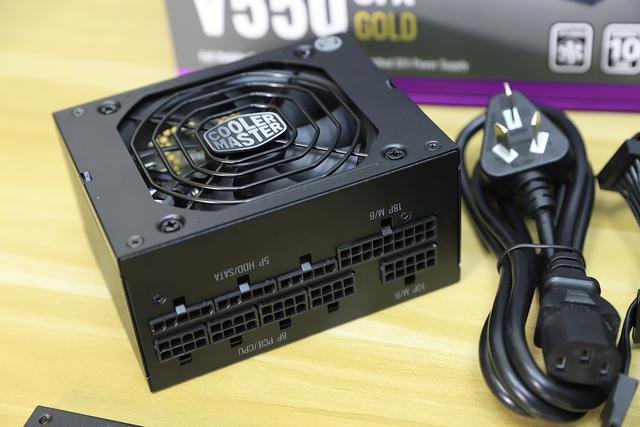 显卡|刷新对itx的认识,又是水冷又是长显卡的性能级itx主机