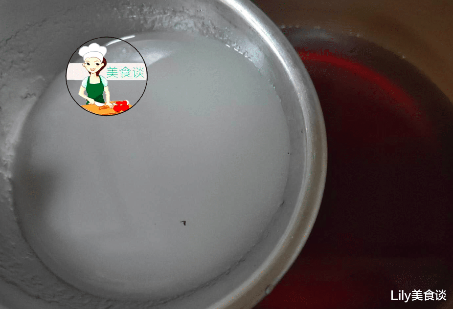 『奶茶』六月，喝饮料不如吃它，冰凉爽滑，上桌孩子抢着吃，顺利度过苦夏
