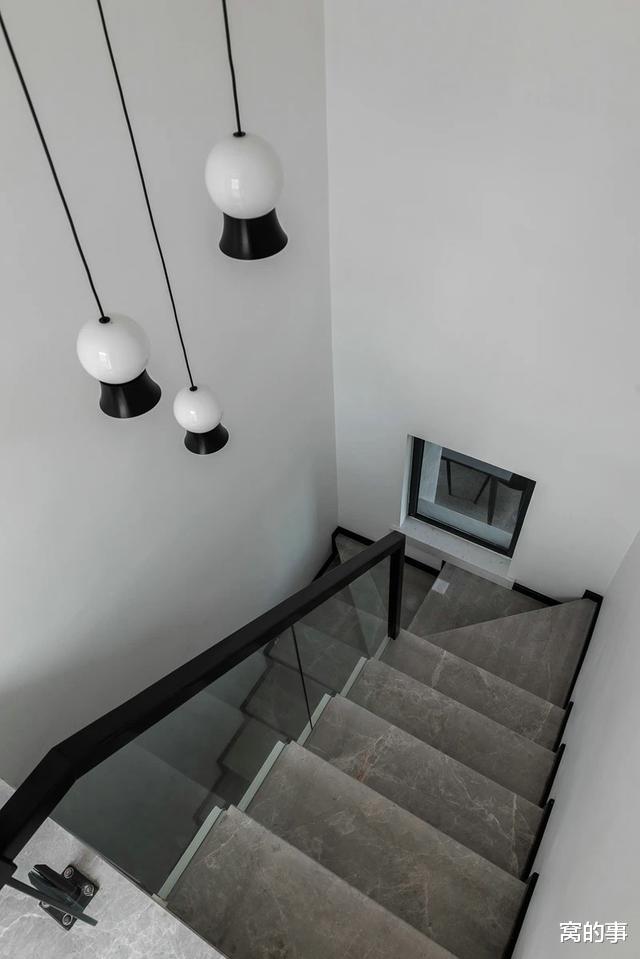 『』装修不是越豪华越好,这套200㎡新房让我明白:简约美才是真高级