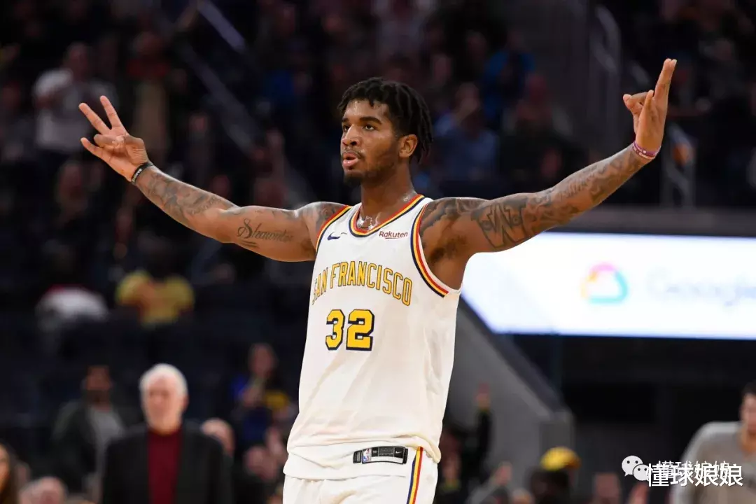 勇士队：卖掉状元签也不卖他！半年前无球可打，现在已经是非卖品了