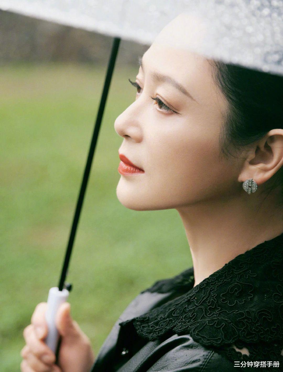 口红|陈红这哪像是51岁的样子呀？精致妆容换上，仪态优雅胜过很多人