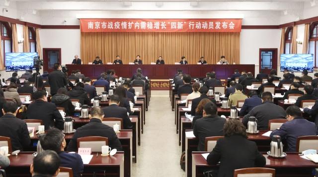 「新疆维吾尔自治区」地方官宣“一周2.5天假”，看看人民军队有啥新规定？