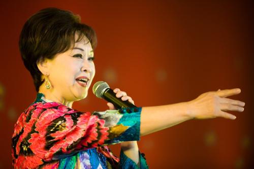 蔡国庆|“一首歌火一辈子”的歌手，每次登台都唱一样的歌，你还能想到谁