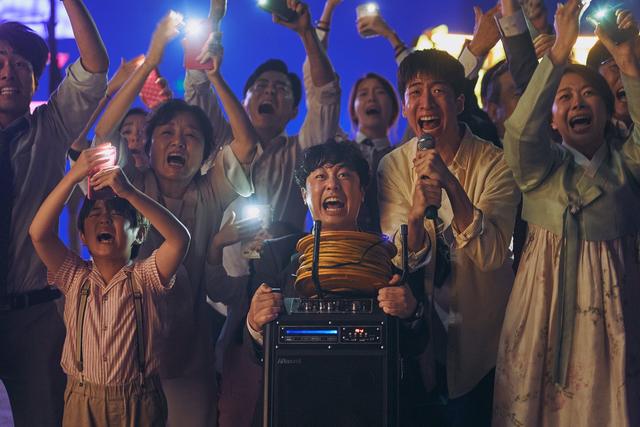 林允儿■林允儿首次担当女主，超过六成人推荐，一路巧奔妙逃越看越好看