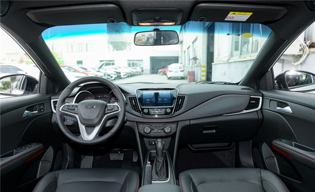 动力|科鲁泽外观帅气又动感，1.3T动力足，1.5L发动机稳定可靠