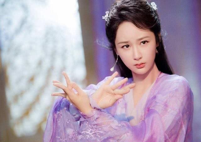 杨紫■众演员表态站队杨紫，孰是孰非已不用多说