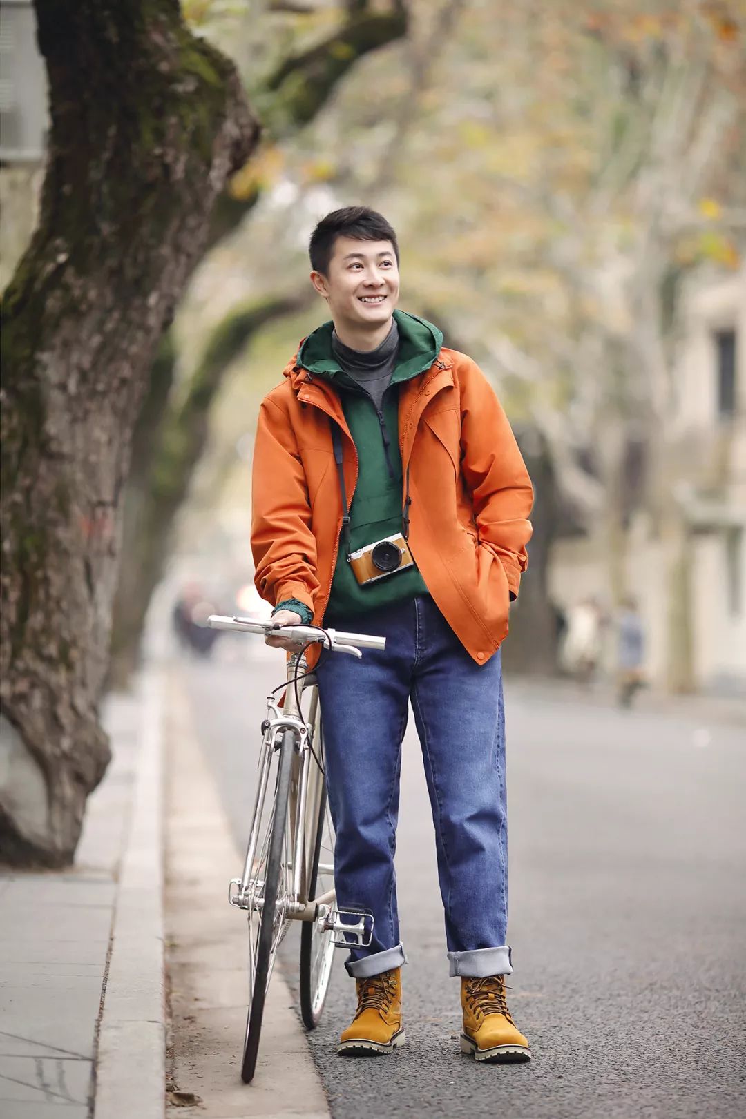 2020百行百业美好生活新向往趋势报告 |《第一财经》杂志×优衣库