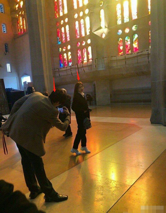 成毅|约成毅的富婆曝猛料！称好友和小15岁男星同居，男方身份引猜测