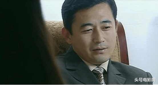 犯罪心理|《潜伏》导演16年前拍了部犯罪剧，8.9高分，改名才允许播出