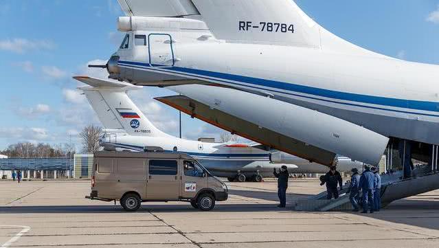 ▲这才是大国实力!14架大飞机驰援意大利,精锐防化部队首次出征