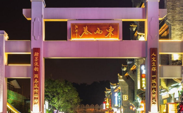 敦煌|广西第一古街，被当地人称为风水宝地，古代很多达官显贵居住于此