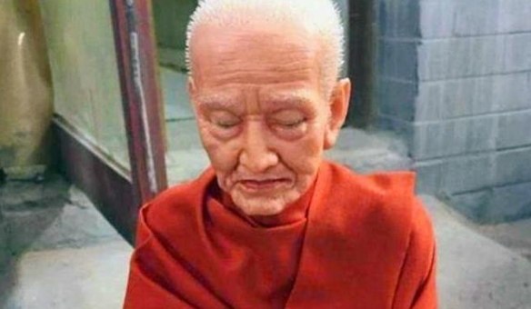 叙利亚|印度苦行僧自称78年不吃不喝，军方不信，偷偷装上探头发现真相