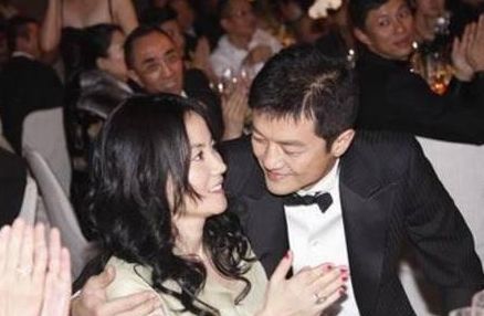 王菲|王菲离婚“魔咒”再次显灵？39岁谢霆锋要步入她两任前夫的后尘