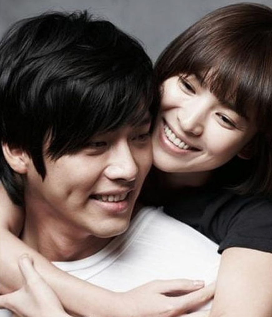 玄彬■入伍加入海军陆战队，9次登上央视，这位男星才是披荆斩棘的哥哥