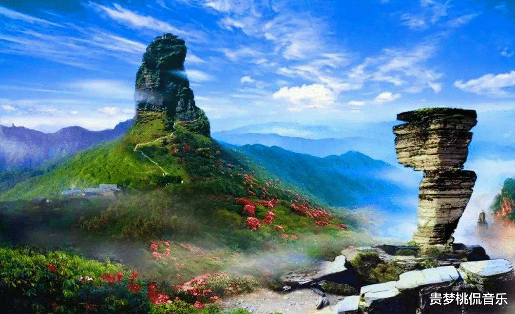 『梵净山』爬梵净山很好玩，前提是要早点去，这样才能欣赏到真正的风景