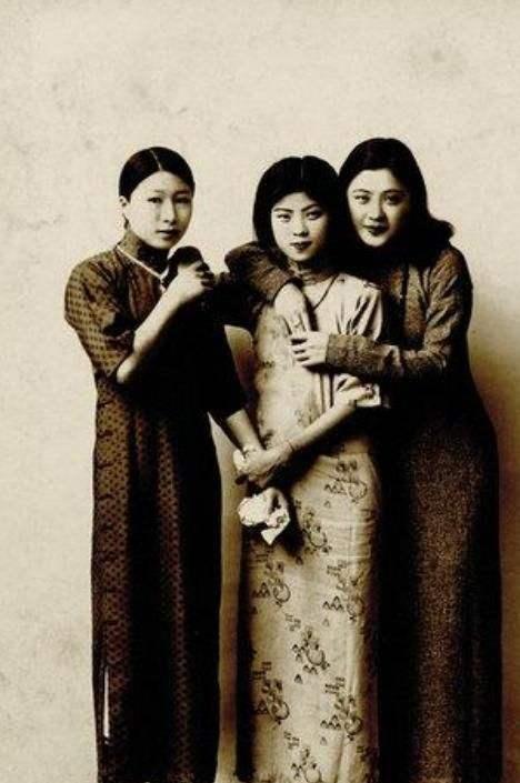 聂荣臻|15岁嫁给13岁的聂荣臻，一生不愿改嫁，聂帅为她送终