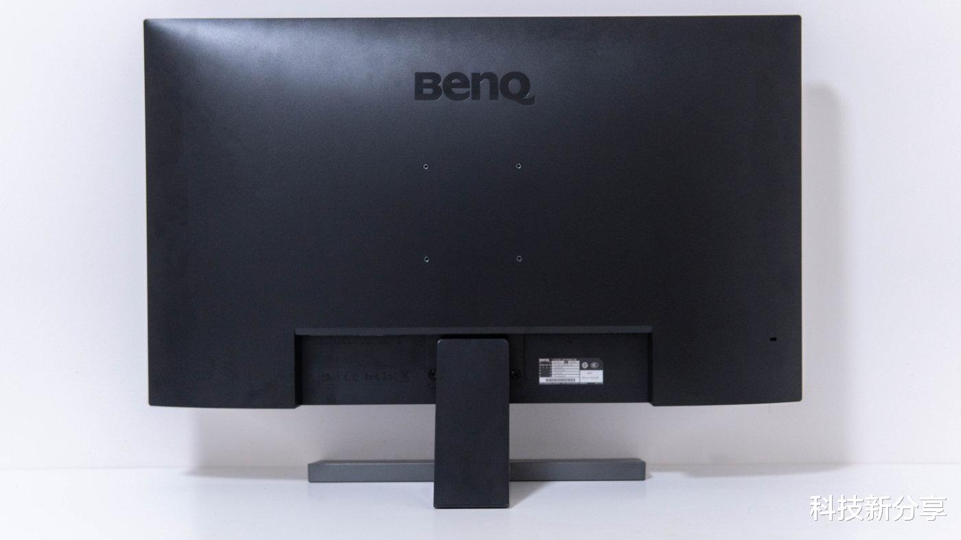 |4K、31.5寸、HDR，明基EW3270U显示屏，带来极佳的显示体验