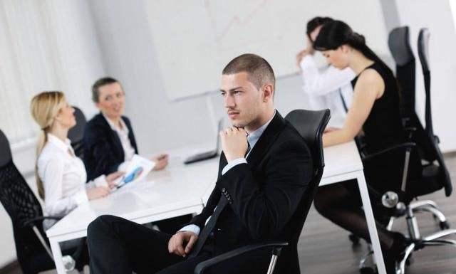 中山大学|申请加薪600被拒，老员工一个举动老板后悔莫及，涨薪4千也没用了