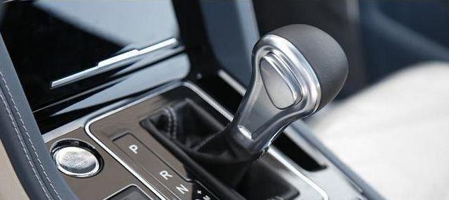 #自动挡#买车到底是买手动挡还是自动挡好呢？一分钟你看明白，别道听途说