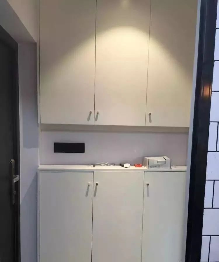 『』28㎡宜家北欧风单身公寓，留白+落地窗设计，让小家宽敞又明亮！