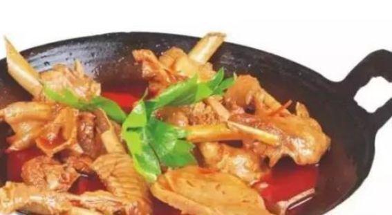 牛肉|每次家里来客人必备几道菜品， 浓郁可口很下饭， 看着就有食欲