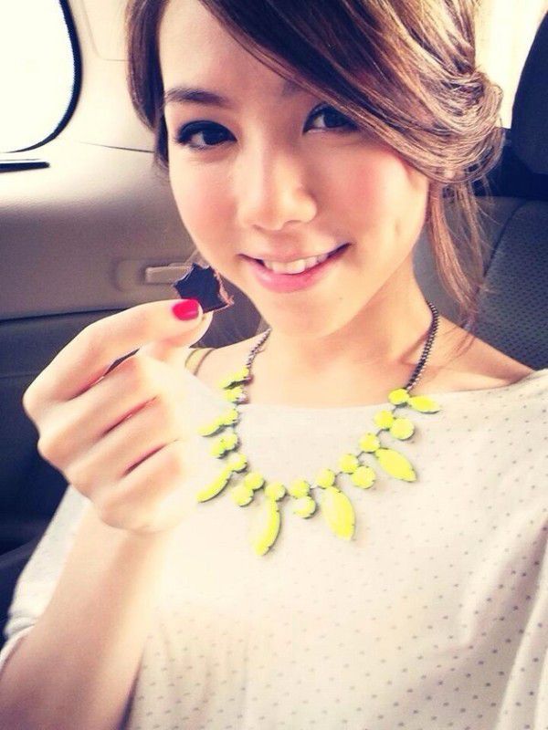 邓紫棋|她凭借着一首歌就红遍全国，邓紫棋一路坎坷，一路逆风而行