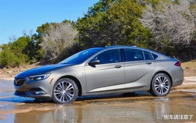 [老虎]4款被称为“油老虎”的汽车，老司机：喝油如喝水，买了准后悔！