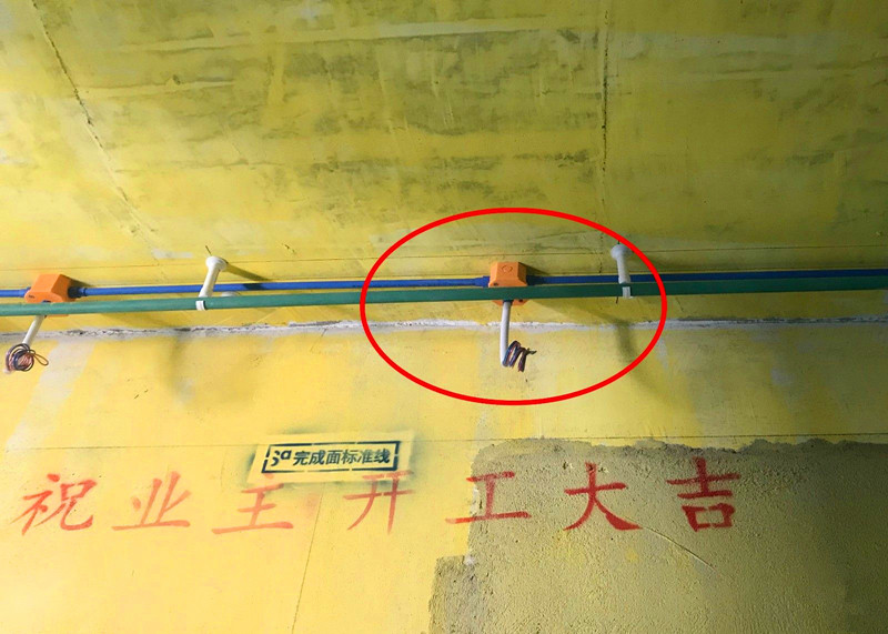 ▲装修走工地：水电施工看细节，一个下水管竟也有这么多门道！