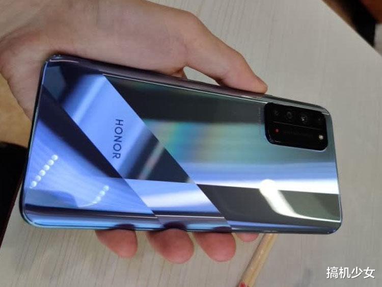 华为荣耀|麒麟820+真全面屏+IMX600Y仅1899元，这才是华为真香5G千元机