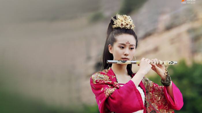 迪丽热巴|中国最美的女演员排名前八名，竟然有她，最后一位秒杀无数宅男 。