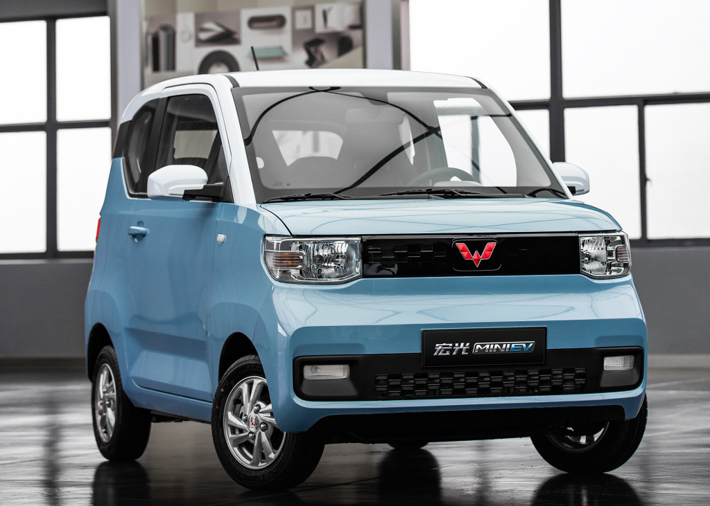 #五菱宏光#五菱又成功了！新车9小时卖出1000台，2.98万起售，还质保12W公里