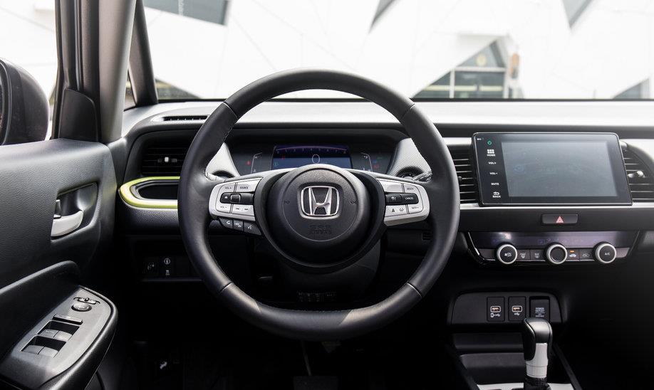 本田飞度|本田又一“王者”小型车出道!高速120静谧无声,8.18万追击Polo