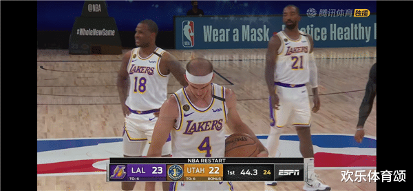 史密斯|詹姆斯拿球！有谁注意到史密斯的双手，死心吧，神经刀再也回不来了