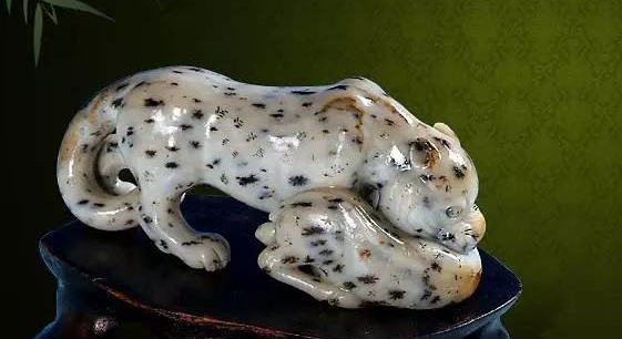 翡翠|关于翡翠雕刻五大工艺特点，你知道的有哪些？