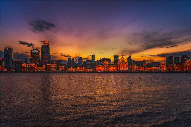 自媒体|自媒体想断更的请注意：不懂无形财富，你永远赚不到钱