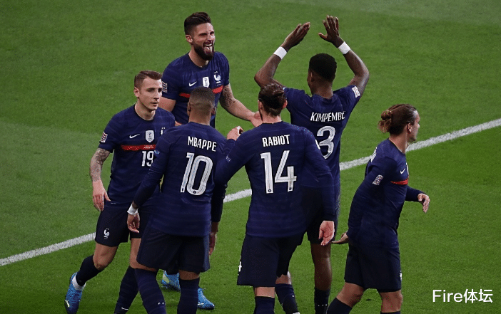 法国队|法国队4-2挖出最强边锋！23岁新星太抢眼，身体壮如牛+脚下能生花