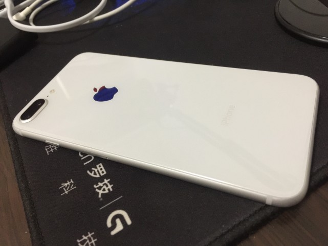 iPhone|没错，这是一个两千块的iPhone体验