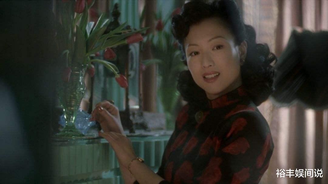 『郑秀文』郑秀文未能“封后”原因疑曝光!网友分析三大原因,恐涉及尔冬升