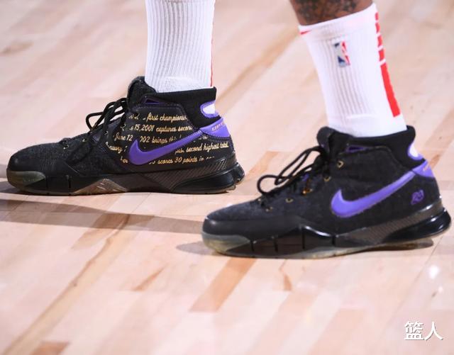 厦门大学|NBA球员上脚：詹姆斯和塔克三双，众球星致敬科比