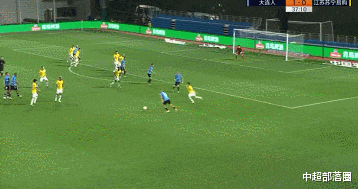 童磊|昨晚李铁的最大发现：张琳芃在国足终于有真正的接班人了！