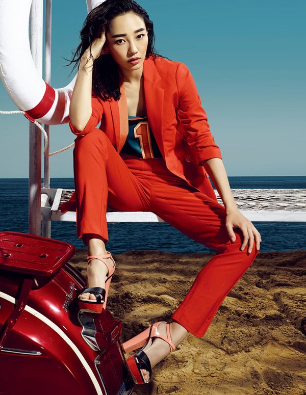 白百何■白百何为啥被称“女版陈冠希”？看完这些照片后，就知道原因了！