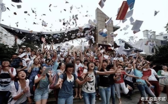 [清华大学]“高考神话”王端鹏！以749分考入清华只差1分就满分，今收入引争议