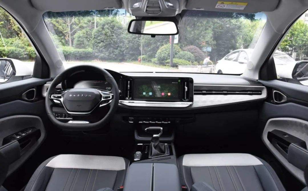 宝骏rc-5|今天上市！新宝骏RC-5预售价仅5.98万起，颜值处于国内一流水平