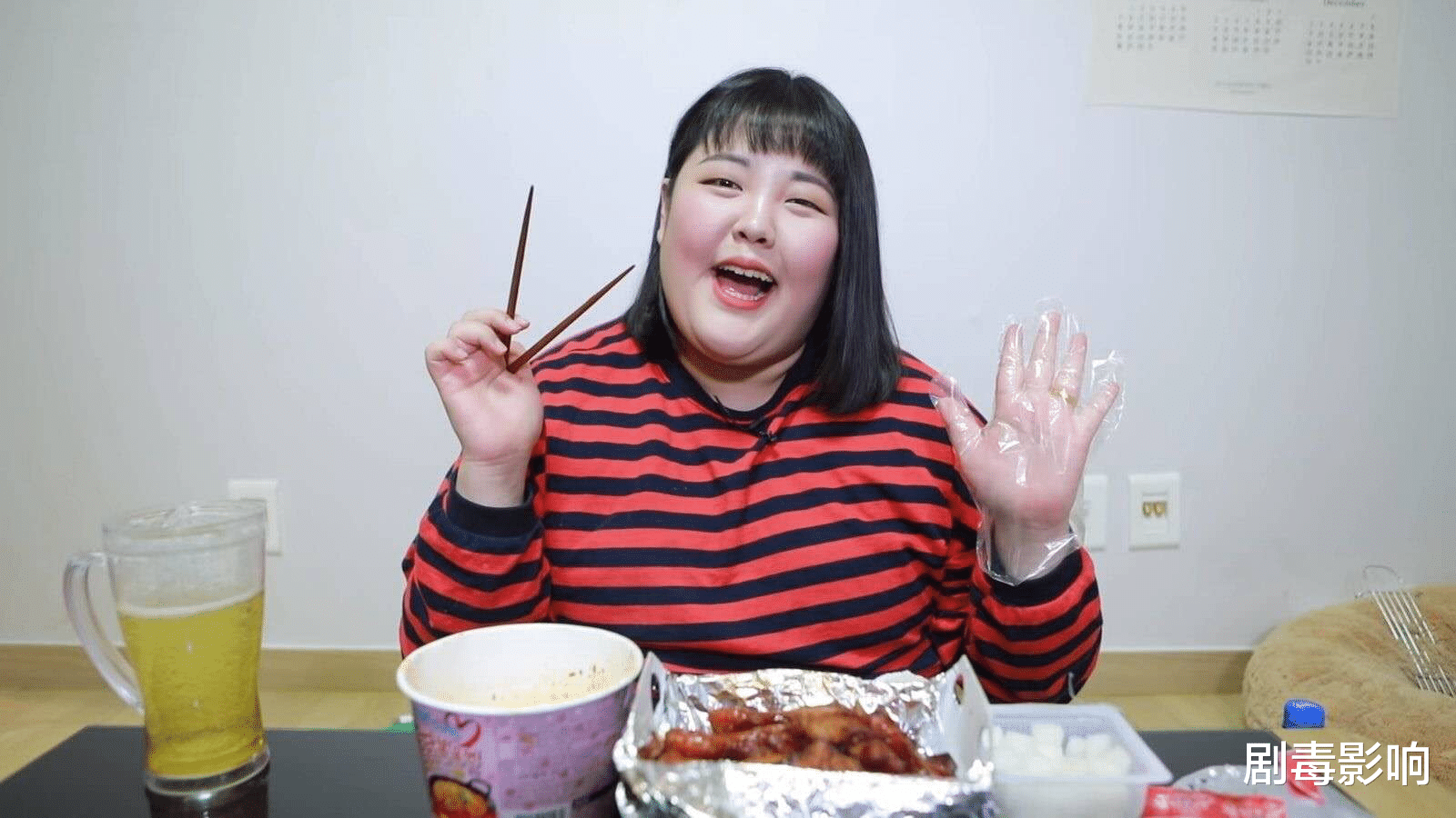 |韩国网红一年狂瘦90斤，肚腩不见五官立体，粉丝却闹着要脱粉